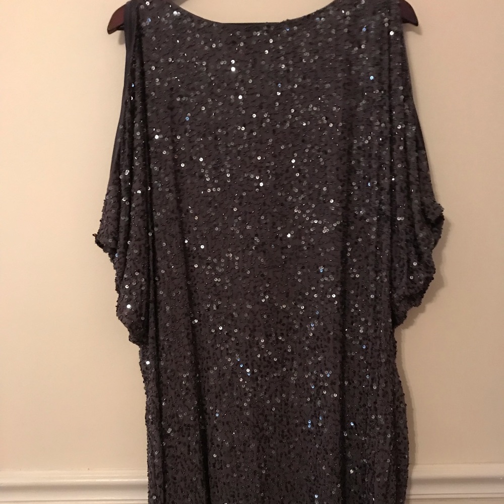 Aiden Mattox size 16 W knee length sequin dress.